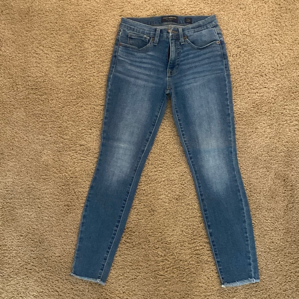 Lucky Brand size 2 Mid Rise Skinny Ava jean